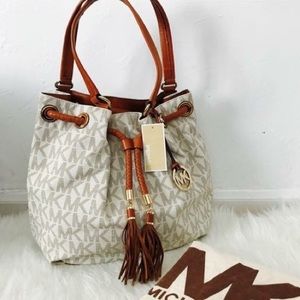 Michael Kors bucket style purse